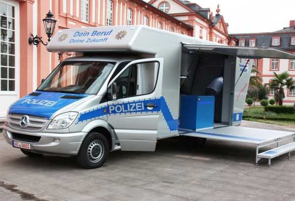 Road Show der hessischen Polizei in Limburg