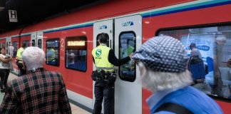 Einstiegslotse (Foto: Deutsche Bahn AG / Andreas Varnhorn)