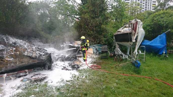 Feuer im Frankfurter Yacht Club