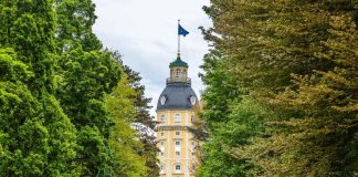 Schloss Karlsruhe (Foto: Pixabay/TH_G)