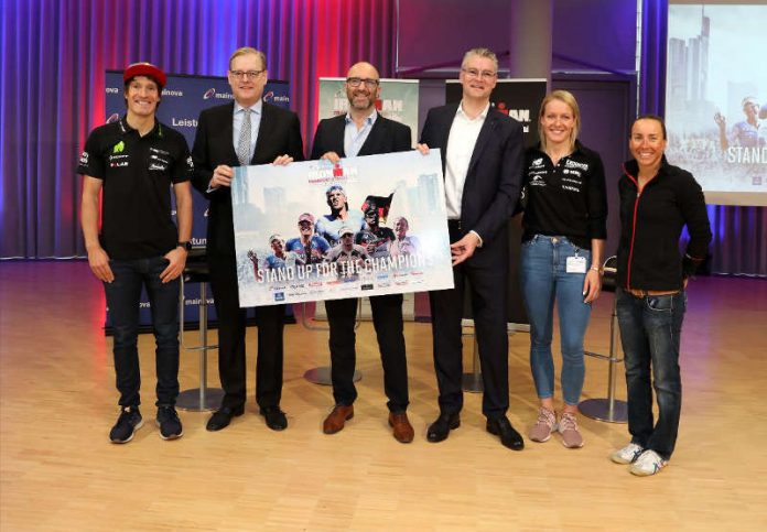 Sebastian Kienle - Professioneller Triathlet , Markus Frank - Dezernent für Wirtschaft Sicherheit und Feuerwehr der Stadt Frankfurt, Oliver Schiek - Geschäftsführer IRONMAN Germany GmbH, Dr. Constantin H. Alsheimer - Vorstandsvorsitzender der Mainova AG, Daniela Bleymehl – Professionelle Triathletin, Anne Haug – Professionelle Triathletin. (Foto: Mainova)