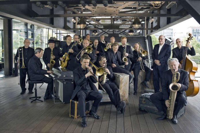 Die hr-Bigband 2019/20 (Foto: hr/Dirk Ostermeier)