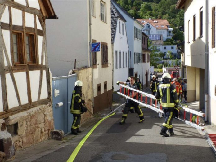 Brand in der Grasgasse (Foto: Feuerwehr Neustadt)