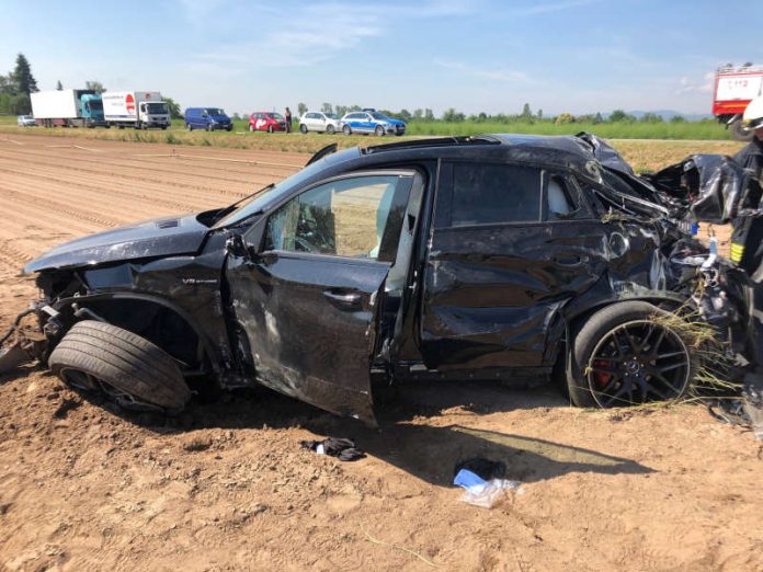 Weisenheim am Sand: Zwei Schwerverletzte nach Verkehrsunfall wegen vermutlich überhöhter Geschwindigkeit (Foto: Polizei RLP)