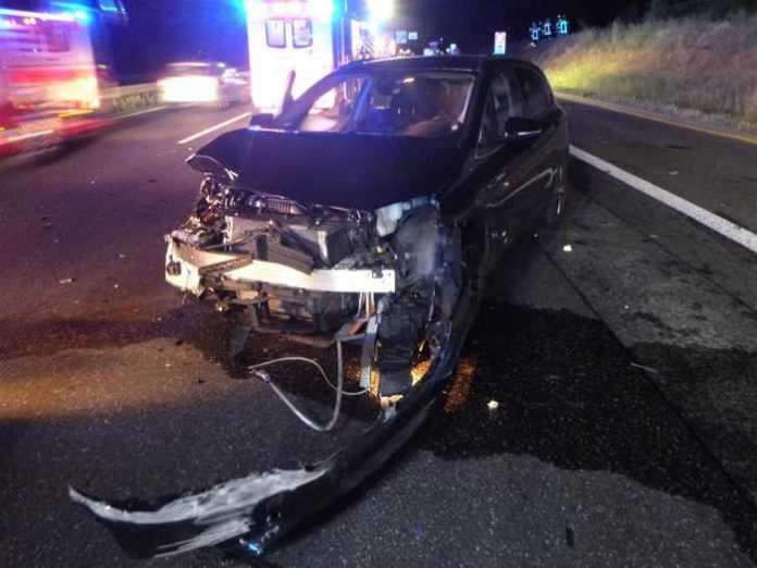 Mainz: Verkehrsunfall mit 3 Verletzten unter Alkoholeinfluss Mainz: Verkehrsunfall mit 3 Verletzten unter Alkoholeinfluss