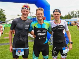 v.l.: Frederik Hennes, Julian Erhardt und Malte Plappert beim Maxdorfer Triathlon (Foto: PIX-Sportfotos)