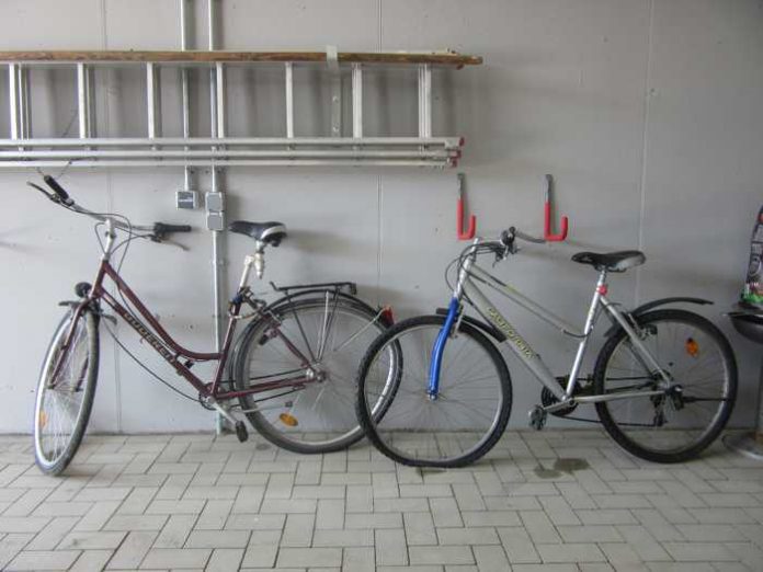 Melsungen: Eigentümer zweier Fahrräder gesucht