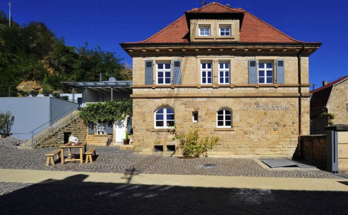 Weingut Oliver Zeter (Foto: Karl Hoffmann, Neustadt an der Weinstraße) Weingut Oliver Zeter (Foto: Karl Hoffmann, Neustadt an der Weinstraße)