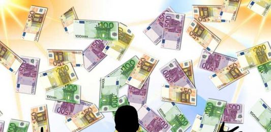 Symbolbild, Geld, Geldregen, Gewinn, Lotto © Gerd Altmann on Pixabay