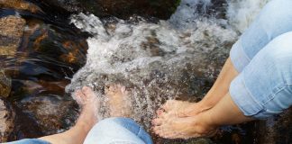 Symbolbild, Wetter, Sommer, Hitze, Abkühlen, Wasser, Füße © (pxhere)