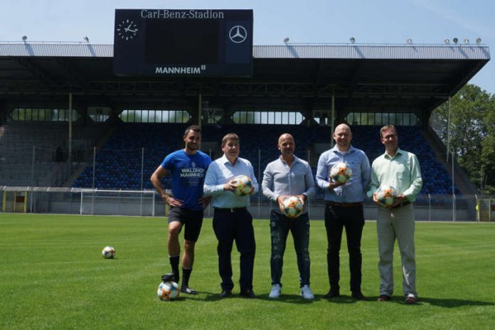 v.l.: Conrad, Quast, Trares, Kompp, Kaliske (Foto: SV Waldhof) v.l.: Conrad, Quast, Trares, Kompp, Kaliske (Foto: SV Waldhof)