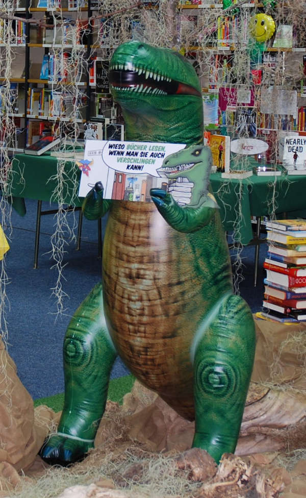 Der Dino wurde während der Öffnungszeiten gestohlen (Foto: Stadtverwaltung Neustadt)