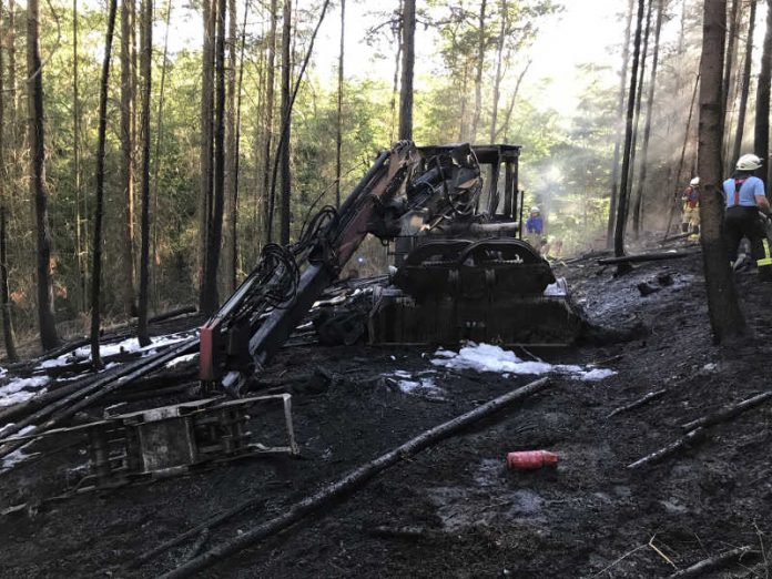Brand Harvester (Foto: Polizei RLP) Brand Harvester (Foto: Polizei RLP)