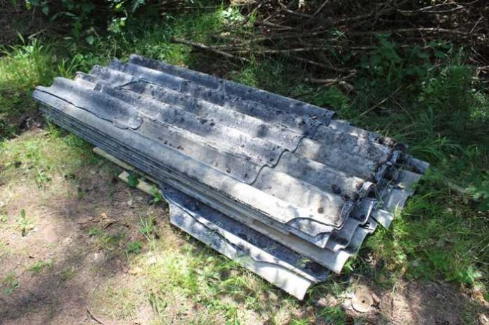pol-ppwp-eternitplatten-im-wald-abgeladen-polizei-sucht-zeugen