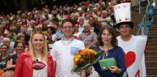 Die 10.000. Besucherin wurde begrüßt (Foto: Prosper Weber)