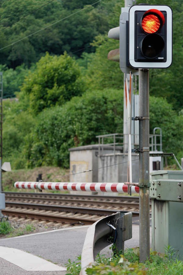 Bahnübergang im Nonnental (Foto: Reinhard Schnell)