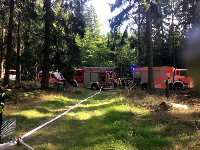 Waldbrand Wasserversorgung © Feuerwehr Wiesbaden