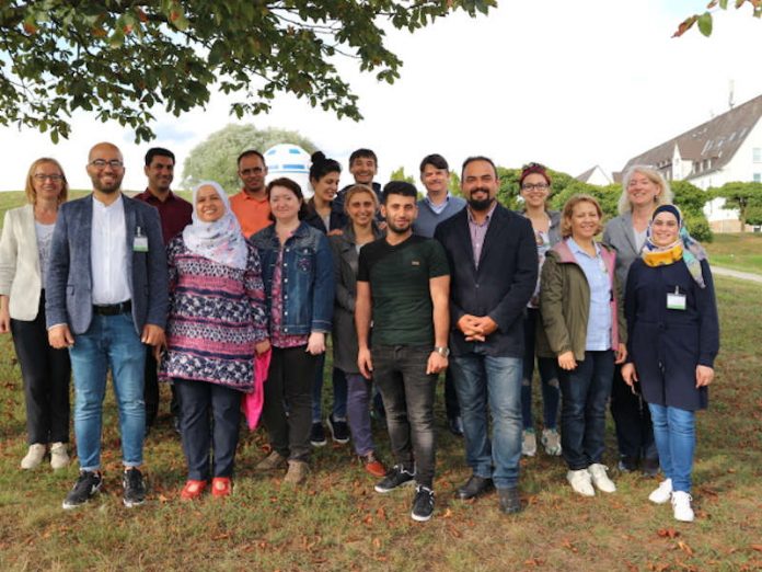 Teilnehmende und Betreuerinnen der Qualifizierungsmaßnahme für zugewanderte Fachkräfte an der Hochschule Kaiserslautern (Foto: Hochschule Kaiserslautern)