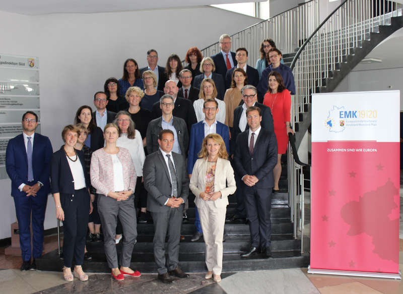 Gruppenfoto anlässlich der Arbeitsgruppensitzung der Europaministerkonferenz (Foto: SGD Süd)