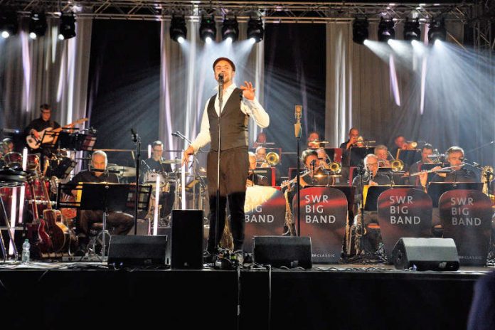 SWR Big Band und Max Mutzke (Foto: Christoph Czada)