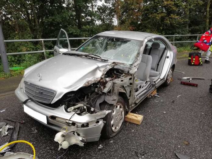 Unfallfahrzeug Unfallfahrzeug