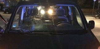 Der beschädigte PKW (Foto: Polizei RLP)