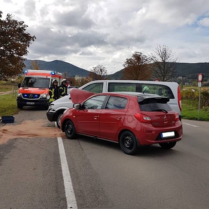 Verkehrsunfall auf der L 516 (Foto: Feuerwehr Neustadt)