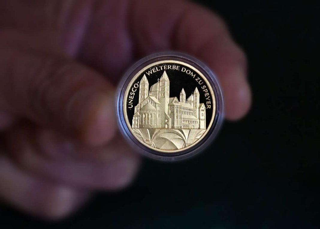 100-Euro-Goldmünze „UNESCO-Welterbe Dom zu Speyer“ (Foto: Domkapitel/Klaus Landry)