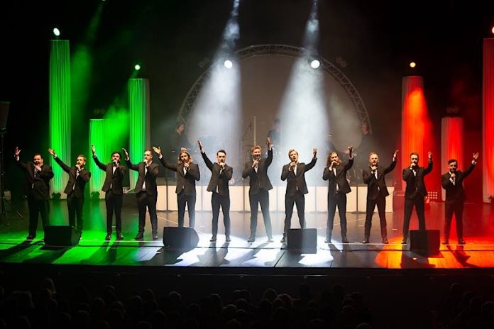 THE 12 TENORS (Foto: Heiko Britz)