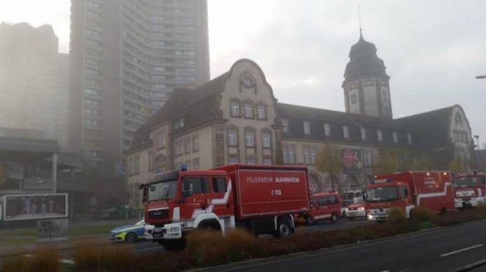 Brand in Hochhaus am Neckarufer (Foto: Stadt Mannheim)