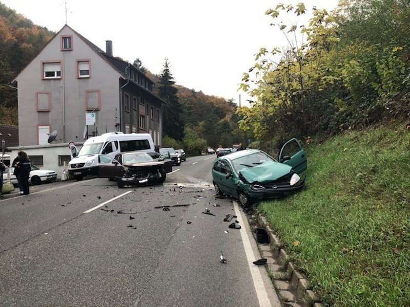 VU auf der B39 (Foto: Polizei RLP)