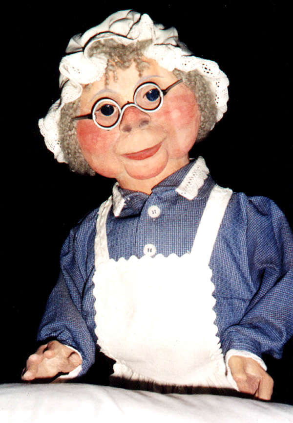 Frau Holle (Foto: Dornerei-Theater) Frau Holle (Foto: Dornerei-Theater)