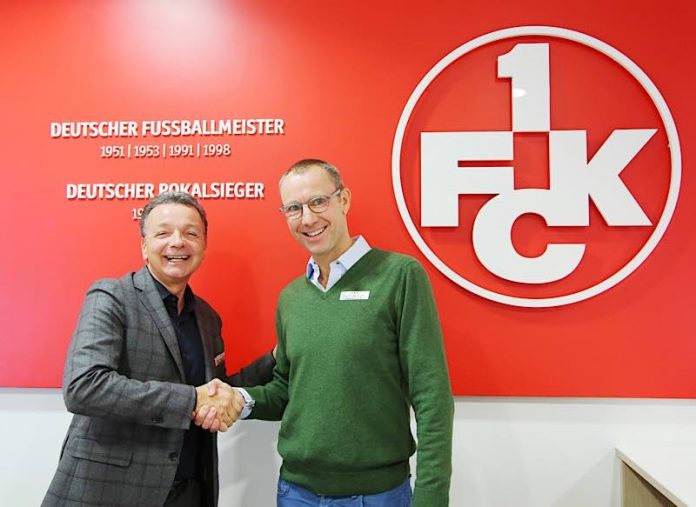 Soeren Oliver Voigt (r.) mit dem FCK-Aufsichtsratsvorsitzenden Rainer Keßler. (Foto: 1. FCK) Soeren Oliver Voigt (r.) mit dem FCK-Aufsichtsratsvorsitzenden Rainer Keßler. (Foto: 1. FCK)