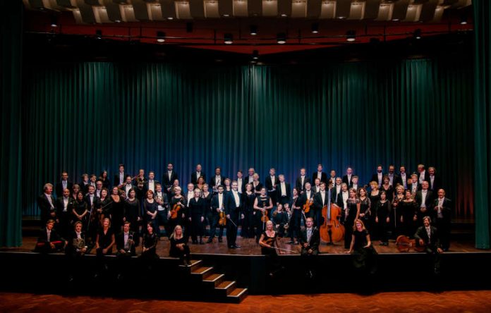 Deutsche Staatsphilharmonie Rheinland-Pfalz (Foto: Felix Broede)