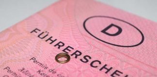 Symbolbild Führerschein, Rosa, Alter Schein © on Pixabay