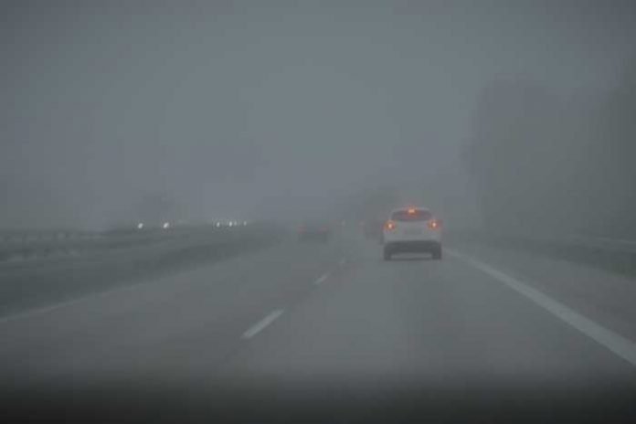 A 45-Linden bei Nebel