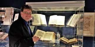 Michael Landgraf im Bibelhaus (Foto: Religionspädagogisches Zentrum)