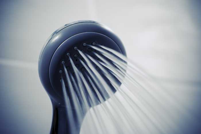 Symbolbild, Dusche, Duschkopf, Wasser © on pixabay