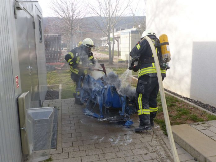 Einsatz in der Landwehrstraße (Foto: Feuerwehr Neustadt)