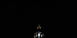 Christuskirche bei Nacht (Foto: Bezirkskantorat Mannheim)