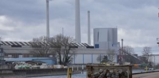 Unternehmen im Karlsruher Rheinhafen (Foto: Hannes Blank)