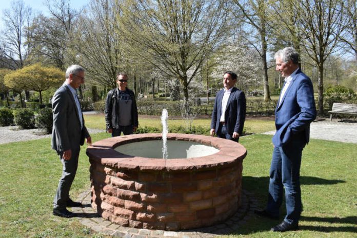 Brunnen Hauptfriedhof KL