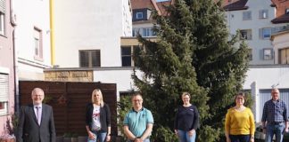 Landrat Ihlenfeld und Hygieneinspektoren (Foto: Kreisverwaltung Bad Dürkheim)