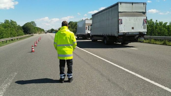 Kontrolle B9 (Foto: Polizei RLP)