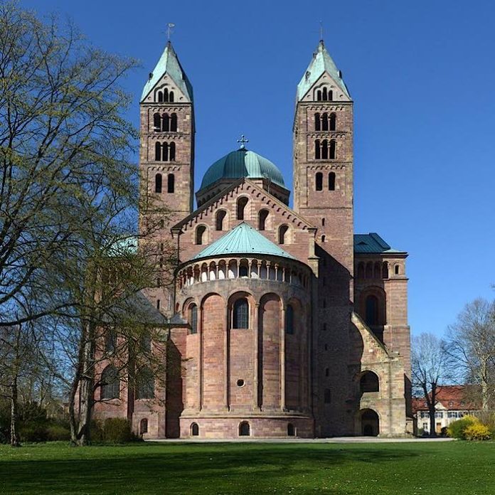 Dom von Osten (Foto: Bistum Speyer)