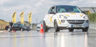 Fahrsicherheitstraining beim ADAC Nordbaden (Foto: Andrea Fabry)