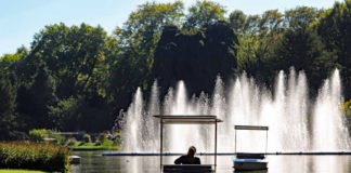 Gondoletta-Fahrt über Stadtgarten- und Schwanensee (Foto: Timo Deible/Zoo Karlsruhe)