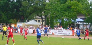Symbolfoto Pokalrunde-Fußballspiel des Badischen Fußballverbands (Foto: Hannes Blank)
