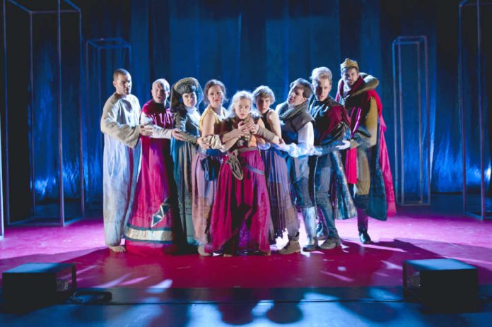 Schauspiel „Die Wanderhure“ (Foto: Hermann Posch) Schauspiel „Die Wanderhure“ (Foto: Hermann Posch)