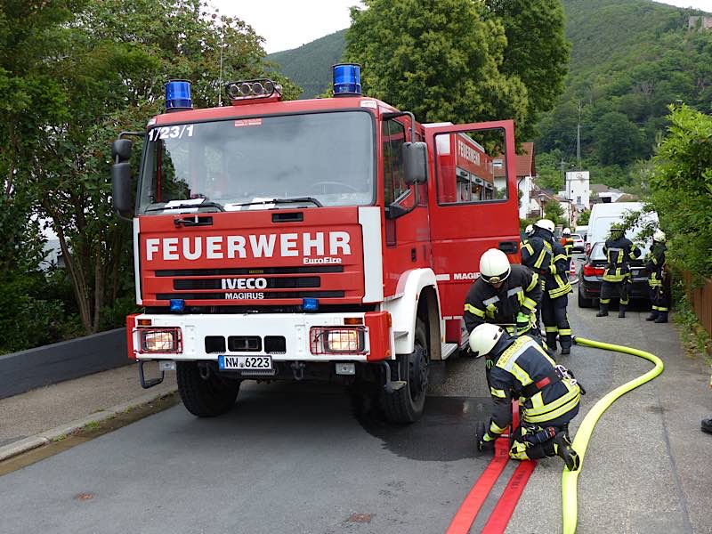Einsatz im Heidenbrunnenweg (Foto: Feuerwehr Neustadt)